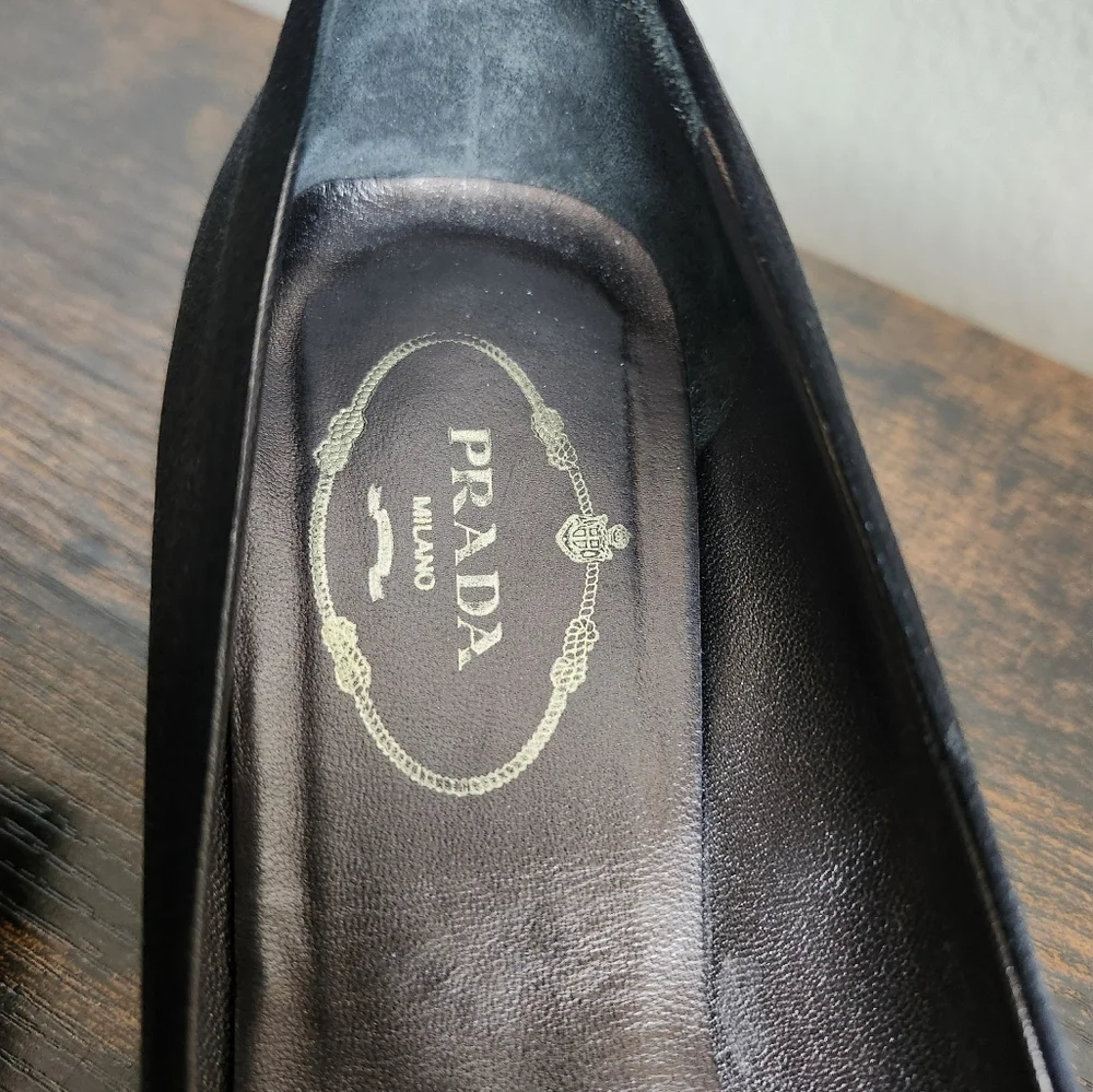 Prada Black Satin Bow Kitten Heels 6.5 - Picture 6 of 11